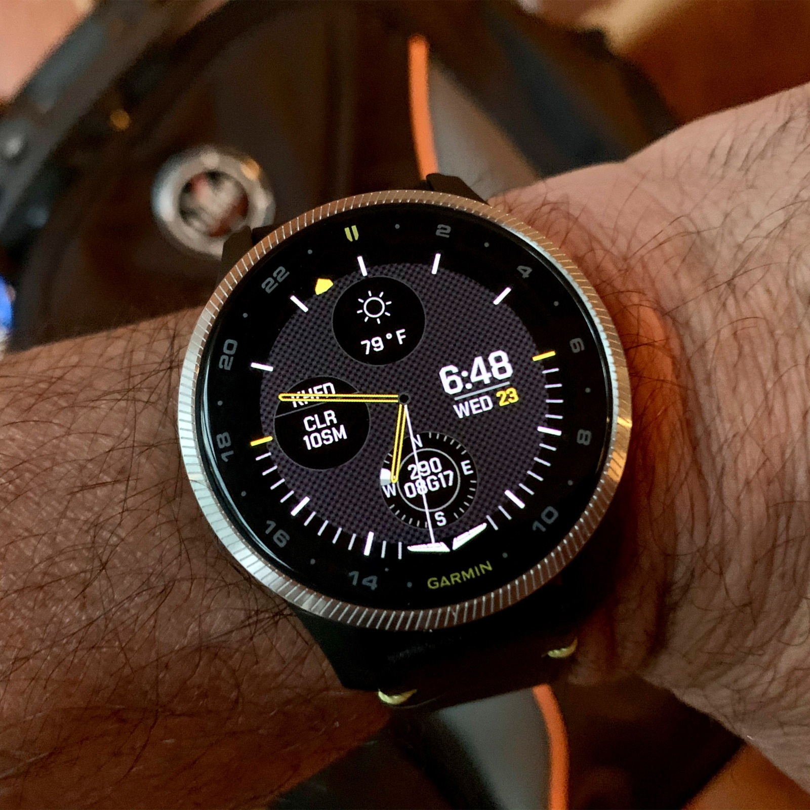 garmin d2 review