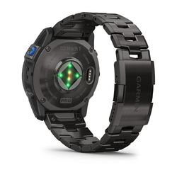 Garmin D2 Mach 1 Pro, Sapphire, Carbon Gray with Titanium Band