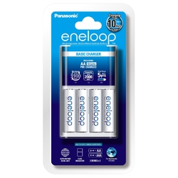 Panasonic Eneloop Standard Charger + 4 AA Batteries